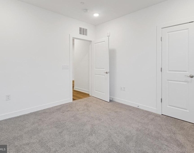 21950 Garganey Terrace - Photo Thumbnail 31