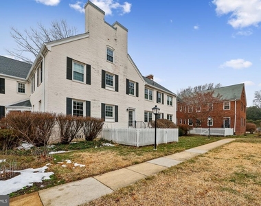 2912 13th Road S - Photo Thumbnail 1