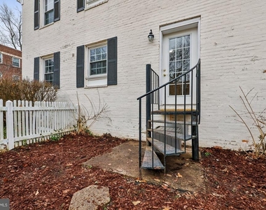 2912 13th Road S - Photo Thumbnail 3