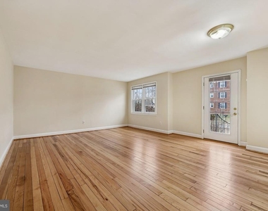 2912 13th Road S - Photo Thumbnail 6