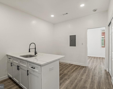 1332 W Toronto Street - Photo Thumbnail 1