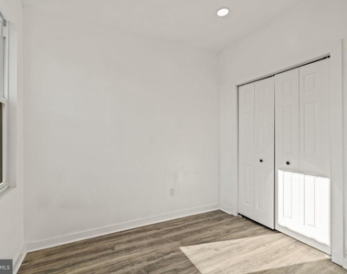 1332 W Toronto Street - Photo Thumbnail 2