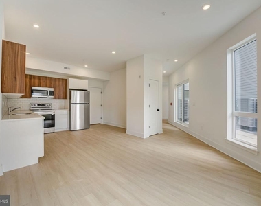 4200 Lancaster Avenue - Photo Thumbnail 20