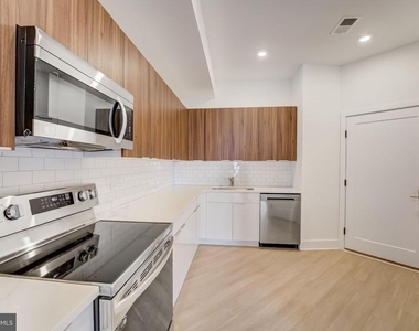 4200 Lancaster Avenue - Photo Thumbnail 21