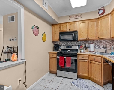 115 Leedom Way - Photo Thumbnail 10