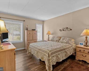 115 Leedom Way - Photo Thumbnail 20