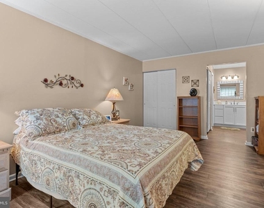 115 Leedom Way - Photo Thumbnail 21