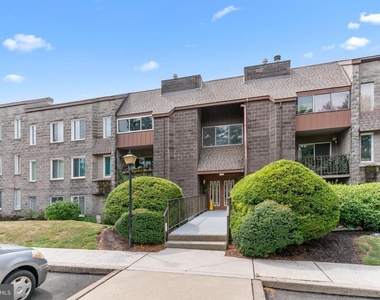 115 Leedom Way - Photo Thumbnail 2