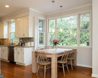 8809 Saunders Lane - Photo Thumbnail 31