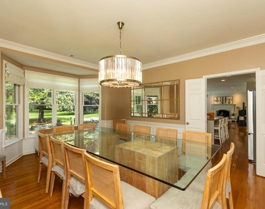8809 Saunders Lane - Photo Thumbnail 23