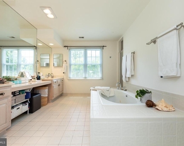 8809 Saunders Lane - Photo Thumbnail 68