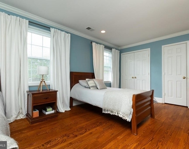 8809 Saunders Lane - Photo Thumbnail 51
