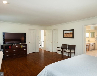 8809 Saunders Lane - Photo Thumbnail 67