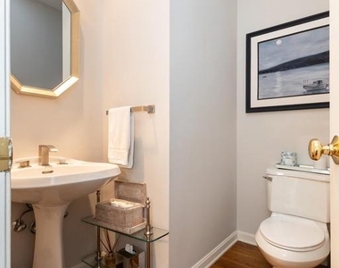 8809 Saunders Lane - Photo Thumbnail 44