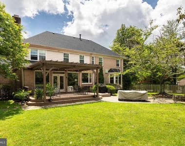 8809 Saunders Lane - Photo Thumbnail 91