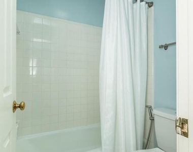 8809 Saunders Lane - Photo Thumbnail 54