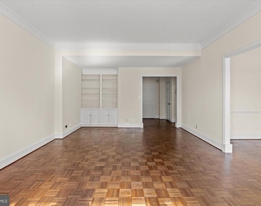 8101 Connecticut Avenue - Photo Thumbnail 5