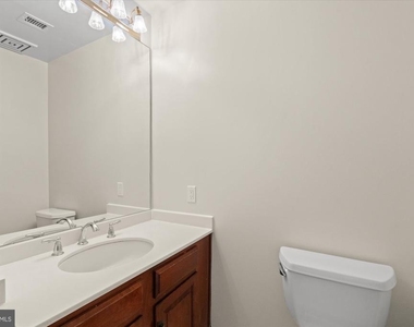 8101 Connecticut Avenue - Photo Thumbnail 18