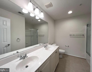 9854 Snow Bird Lane - Photo Thumbnail 19