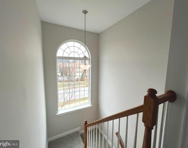 9854 Snow Bird Lane - Photo Thumbnail 22