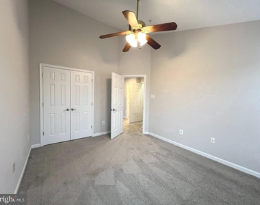 9854 Snow Bird Lane - Photo Thumbnail 18