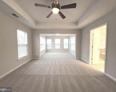 9854 Snow Bird Lane - Photo Thumbnail 10