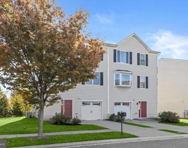 1 Karendale Court - Photo Thumbnail 2