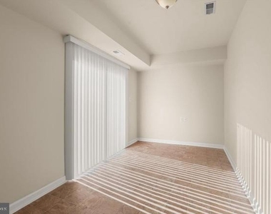 1 Karendale Court - Photo Thumbnail 6