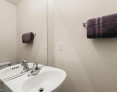 1 Karendale Court - Photo Thumbnail 7
