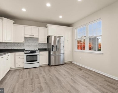 1 Karendale Court - Photo Thumbnail 13