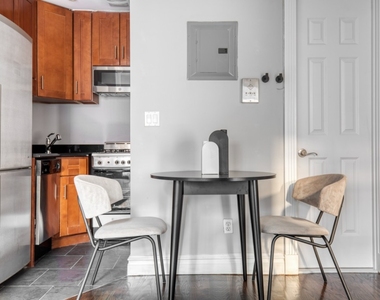229 First Avenue, Unit 2b - Photo Thumbnail 4