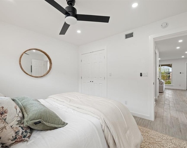 5911 Sheridan Ave Ln - Photo Thumbnail 16