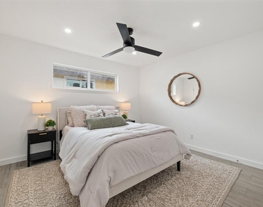 5911 Sheridan Ave Ln - Photo Thumbnail 14