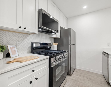 5911 Sheridan Ave Ln - Photo Thumbnail 10