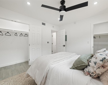 5911 Sheridan Ave Ln - Photo Thumbnail 17