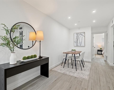 5911 Sheridan Ave Ln - Photo Thumbnail 7