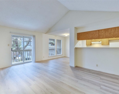 11900 Alpheus Ave - Photo Thumbnail 1