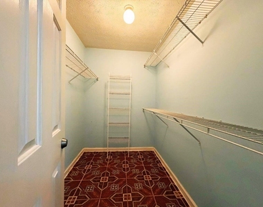 5410 Twin Lakes Drive - Photo Thumbnail 33