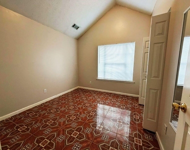 5410 Twin Lakes Drive - Photo Thumbnail 19
