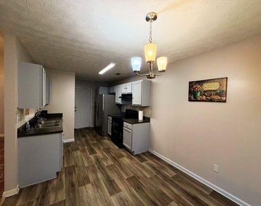 5410 Twin Lakes Drive - Photo Thumbnail 12