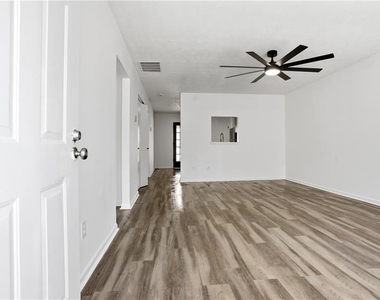 858 Ohara Drive - Photo Thumbnail 2