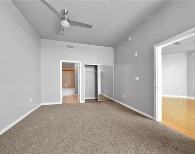 400 W Peachtree Street Nw - Photo Thumbnail 13