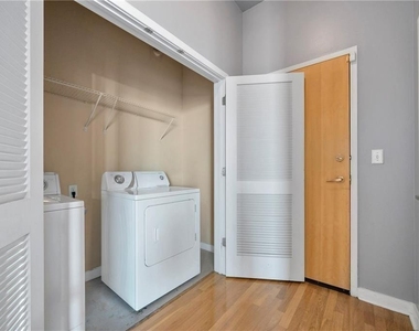 400 W Peachtree Street Nw - Photo Thumbnail 19