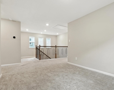 8618 Cedar Plains Lane - Photo Thumbnail 18