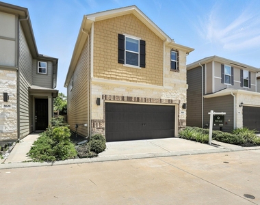 8618 Cedar Plains Lane - Photo Thumbnail 1