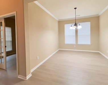 719 Pickett Hill Lane - Photo Thumbnail 7