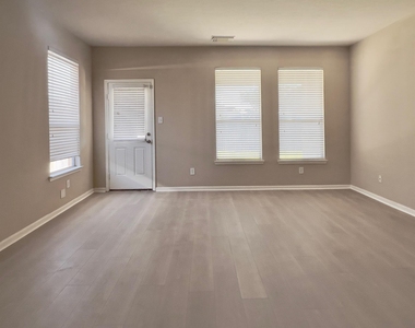 719 Pickett Hill Lane - Photo Thumbnail 9