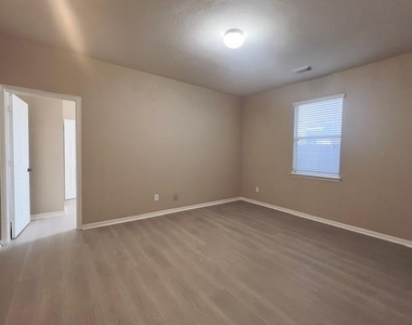 719 Pickett Hill Lane - Photo Thumbnail 17