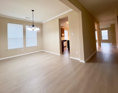 719 Pickett Hill Lane - Photo Thumbnail 6