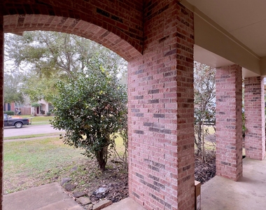 719 Pickett Hill Lane - Photo Thumbnail 2